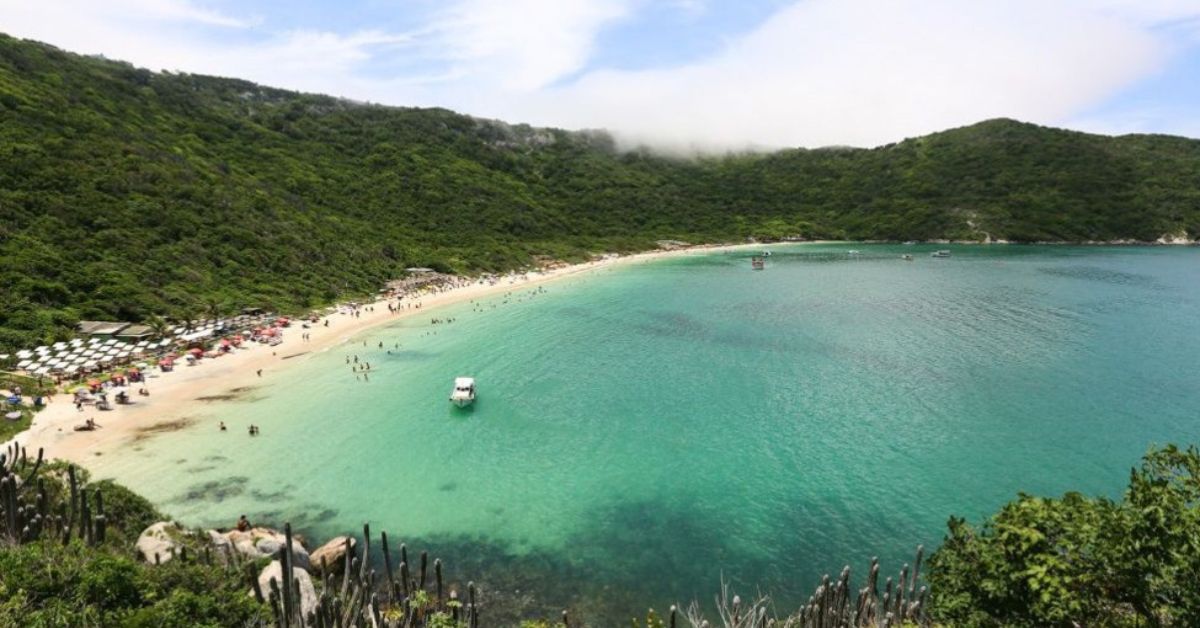 No momento, você está visualizando Bate-volta Búzios Arraial do Cabo: como fazer, dicas e se realmente vale a pena
